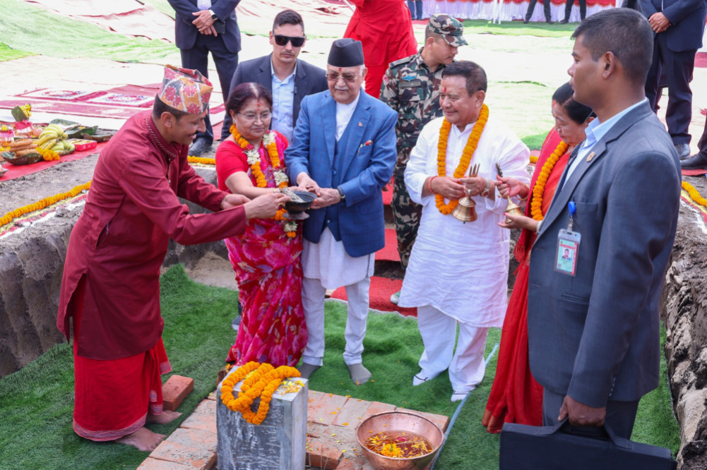 726-bhatabhatanaka-saniacalka-garanal-thana-garaka-karataparaka-jagagama-emallii-parata-karayalya-bnauna-bta-khalya-2024-12-16